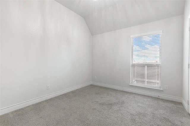 Photo of 1700 Lithgow Road
