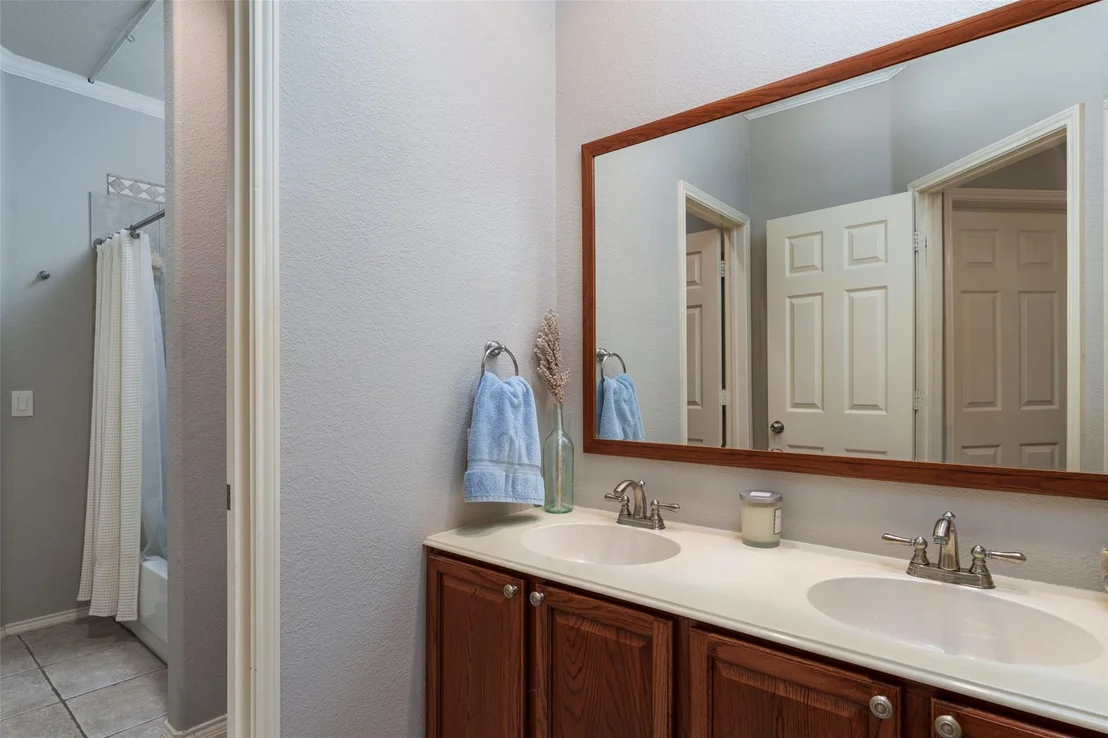 Photo of 1620 Babbling Brook Drive