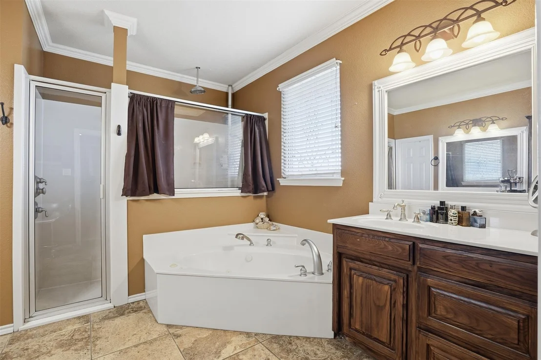 Photo of 7229 County Road 1205