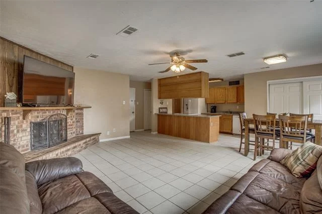 Photo of 724 Meadow Mead Drive