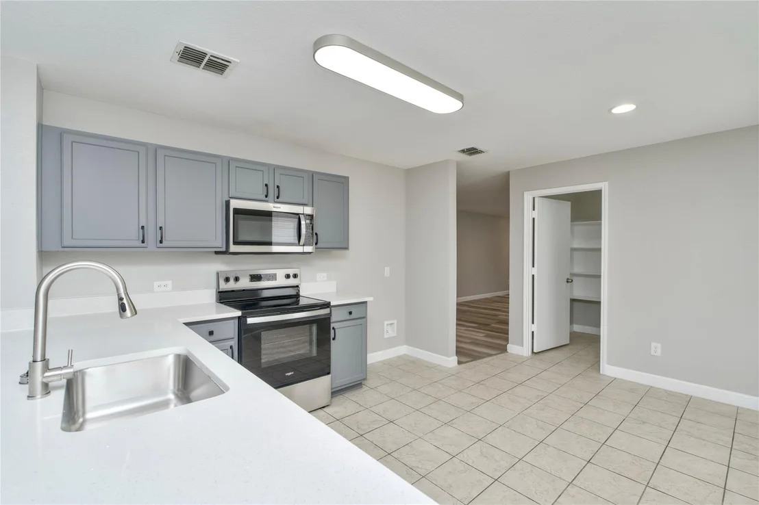 Photo of 829 Santa Rosa Drive