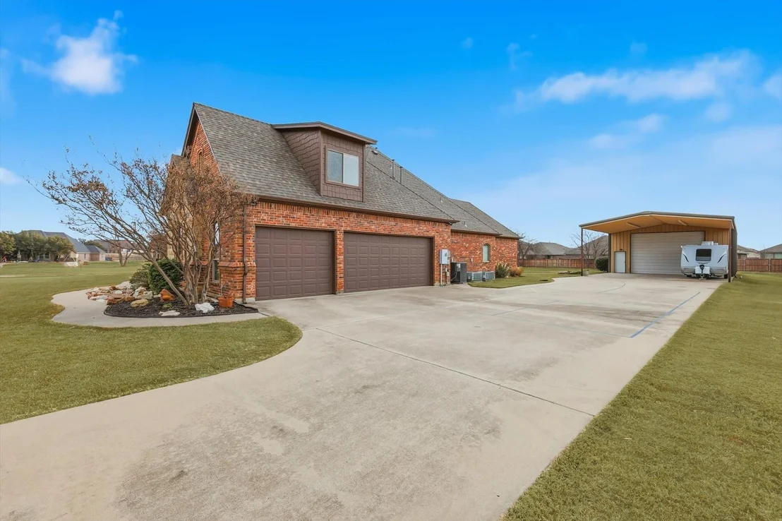 Photo of 209 Lonesome Prairie Trail