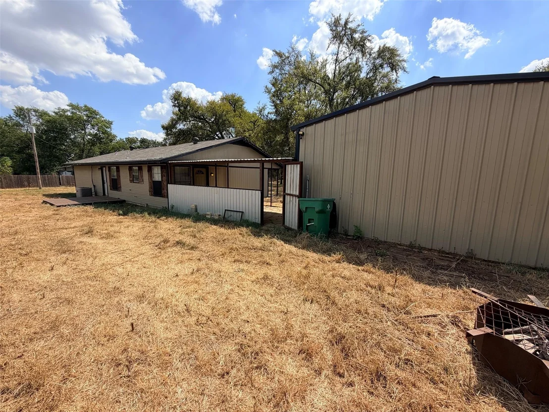 Photo of 1223 Yowell Road