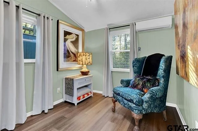 Photo of 212 Canyon Drive