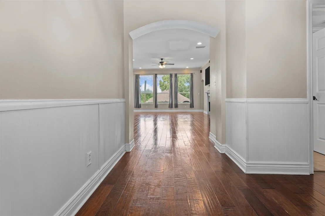 Photo of 833 Greenwood Circle