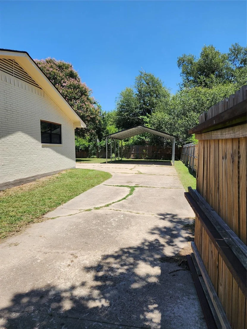 Photo of 2908 Washington Street