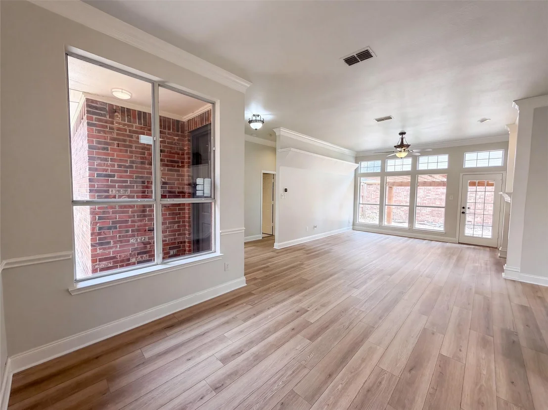 Photo of 8703 Stonecrest Drive
