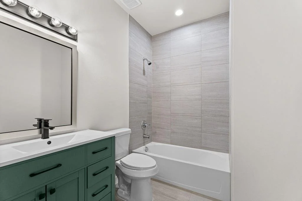 Photo of 2428 Saint Clair Drive