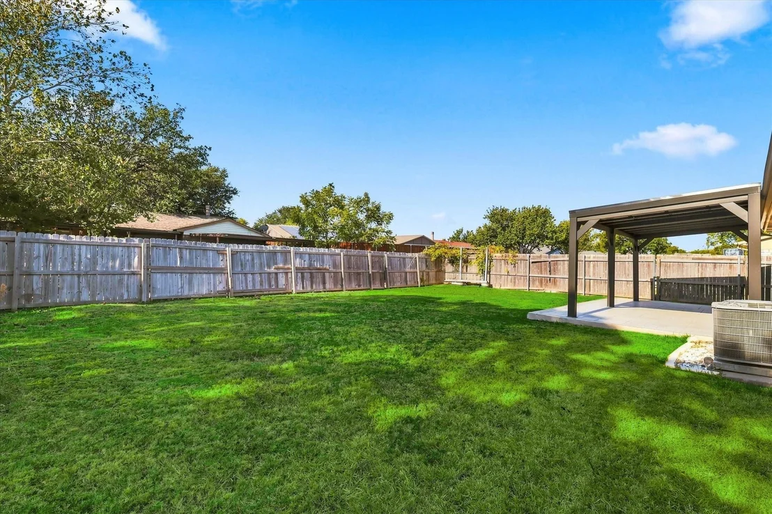 Photo of 5561 Rutledge Drive