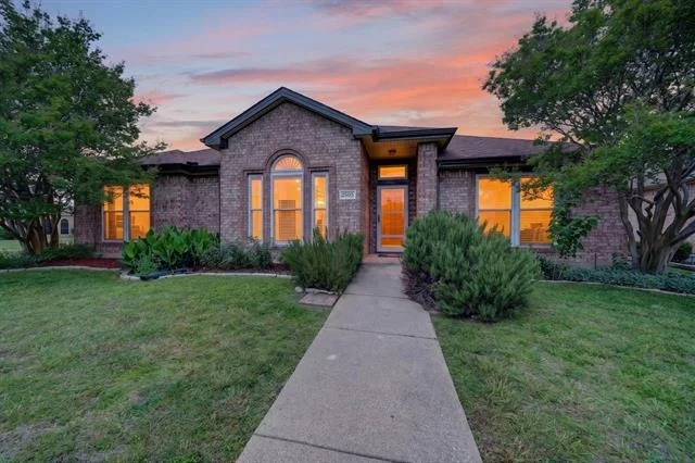Photo of 2505 Ash Creek