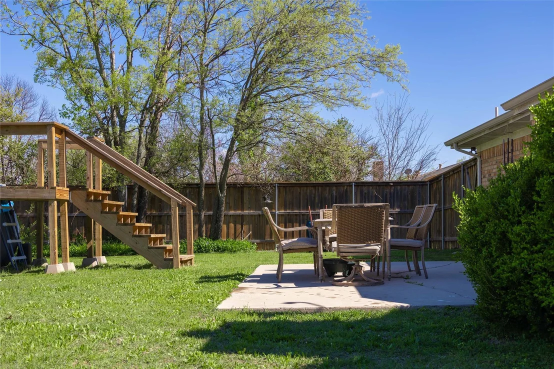 Photo of 1600 Shaw Drive