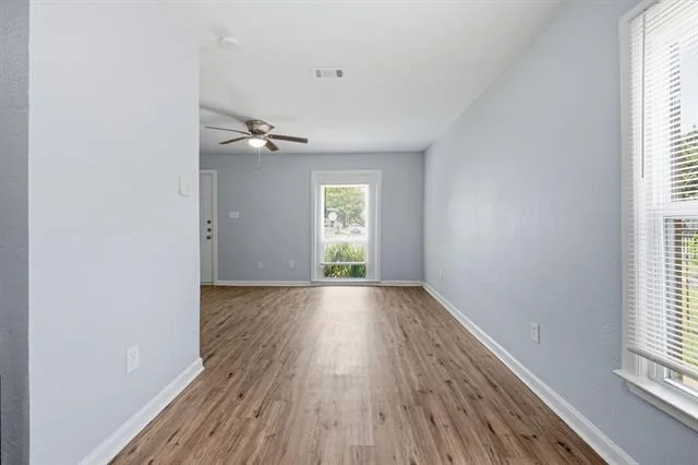 Photo of 1450 Holcomb Road