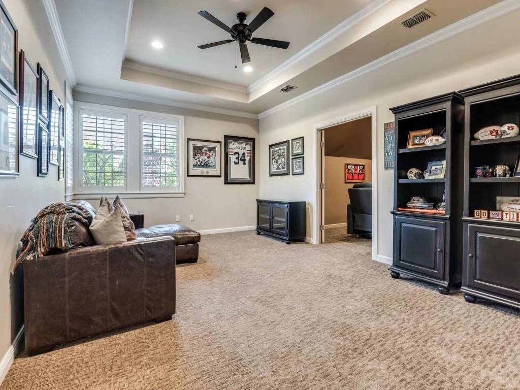 Photo of 701 Regency Court