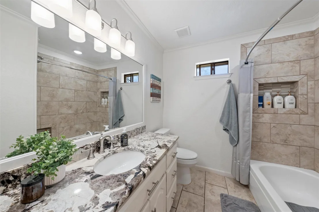 Photo of 216 Hillside Drive