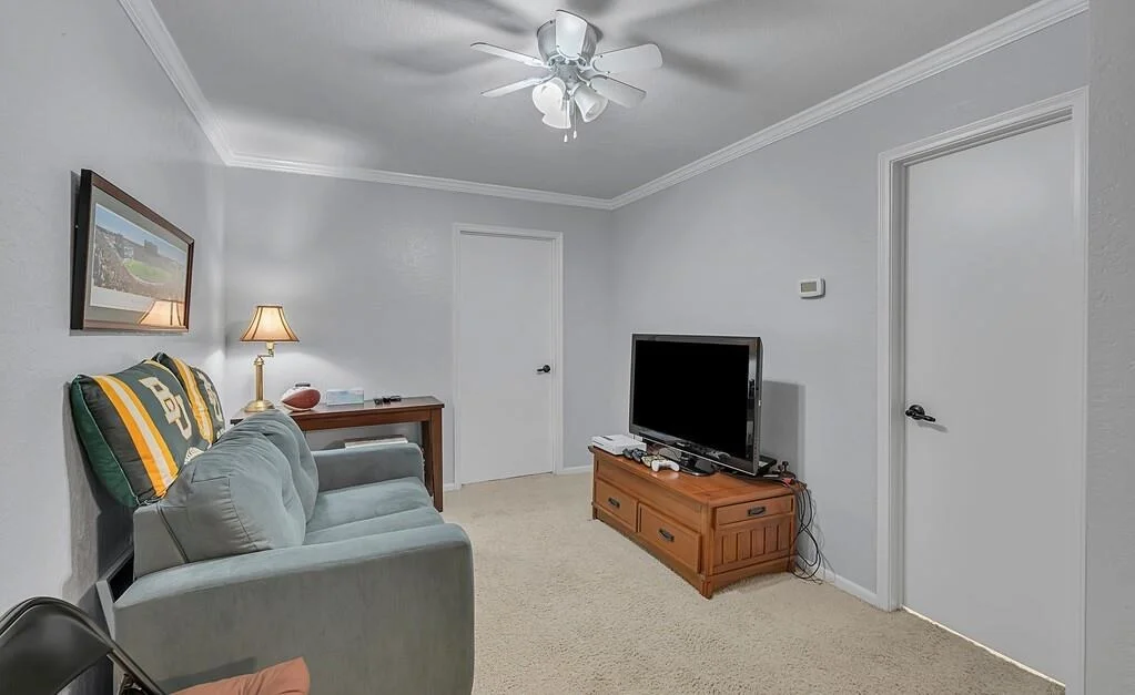 Photo of 3818 Westchester Drive