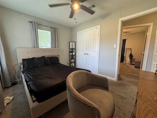 Photo of 105 S Lakeview Drive