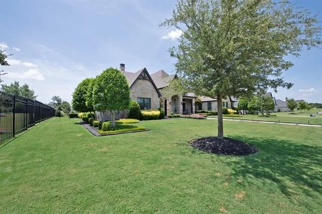 Photo of 306 Renaissance Lane