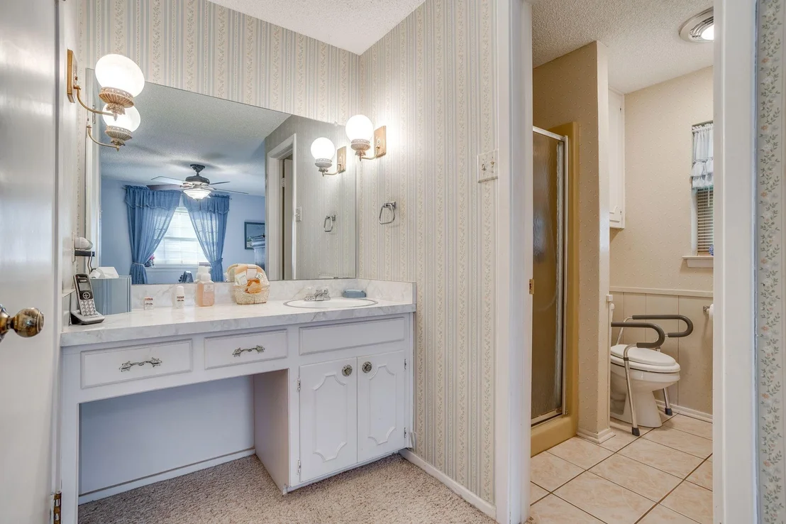 Photo of 1512 Lamplighter Lane
