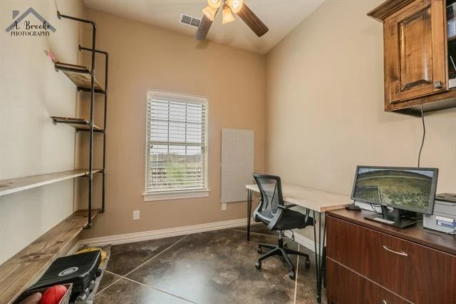 Photo of 9118 Hall