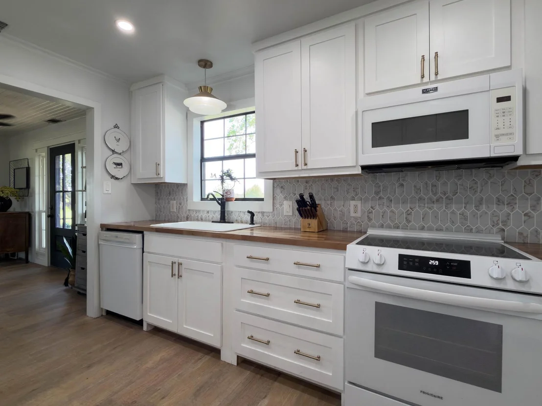 Photo of 5974 County Road 4100