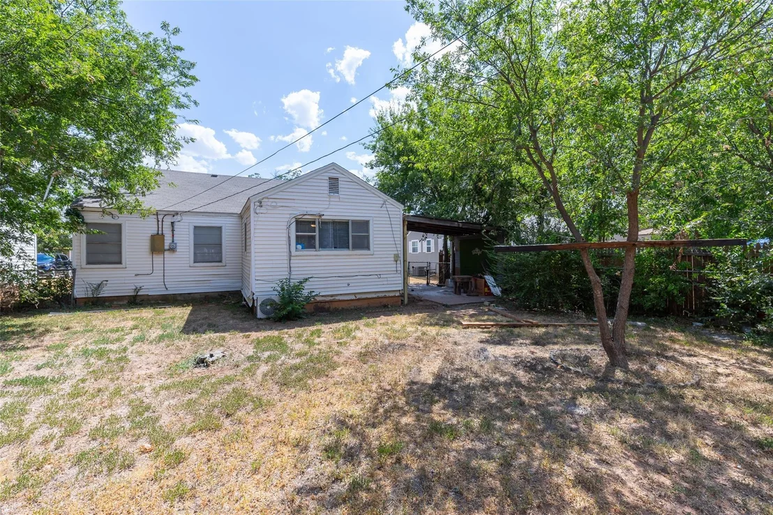 Photo of 3010 Bickley Street