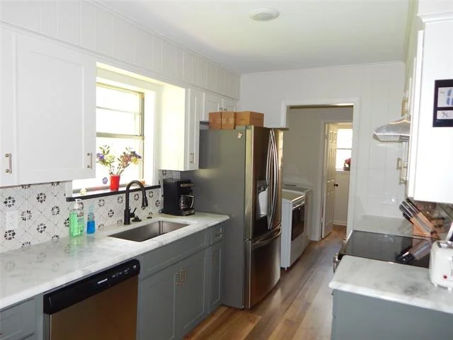 Photo of 517 RONNETTE Drive