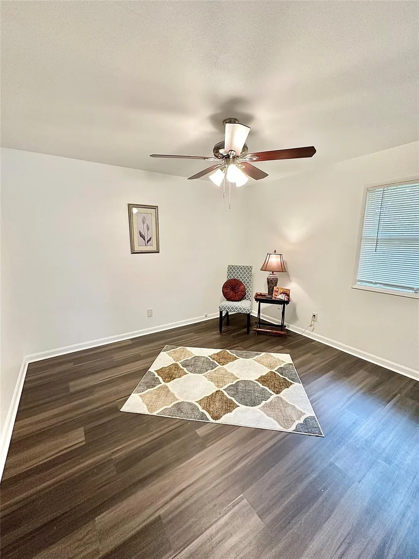 Photo of 2117 Foxcroft Circle