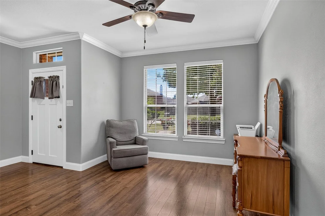 Photo of 534 Laurel Lane