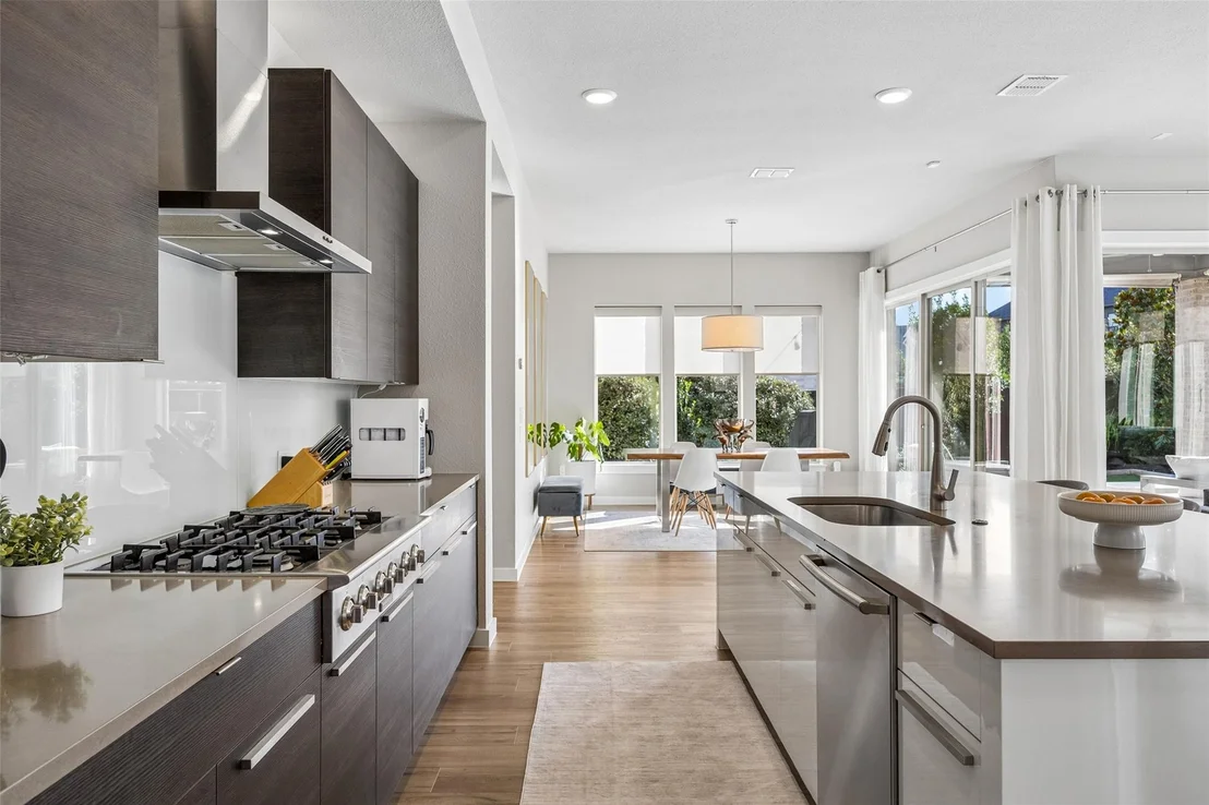 Photo of 4039 Heatherton Drive