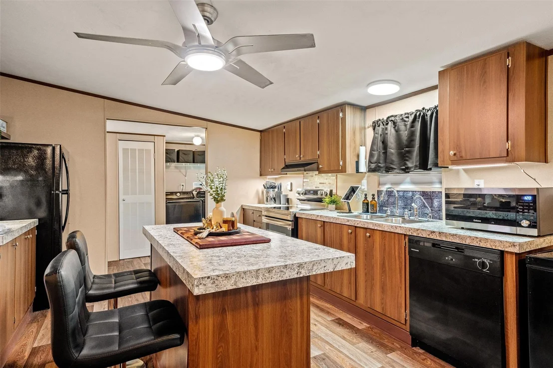 Photo of 9815 Private Road 3792