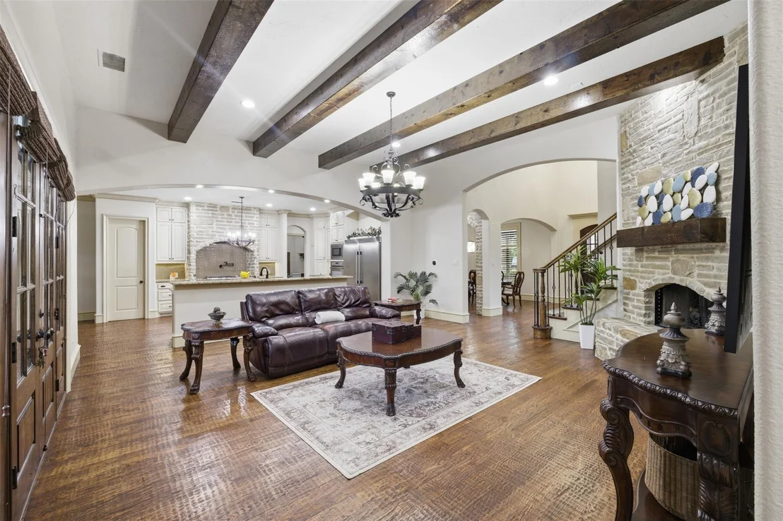 Photo of 1025 Cedar Glen Trail