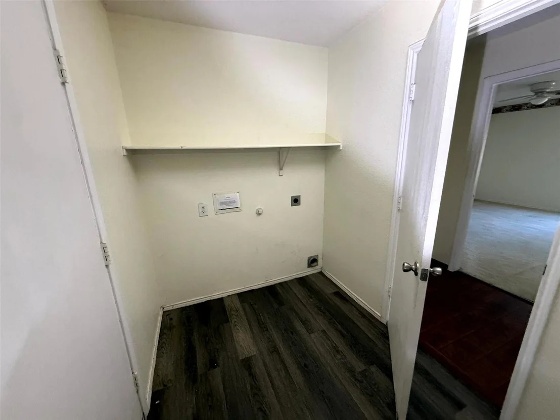 Photo of 7919 Mosstree Drive