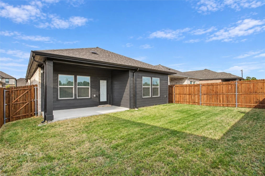 Photo of 113 Greenbriar Drive