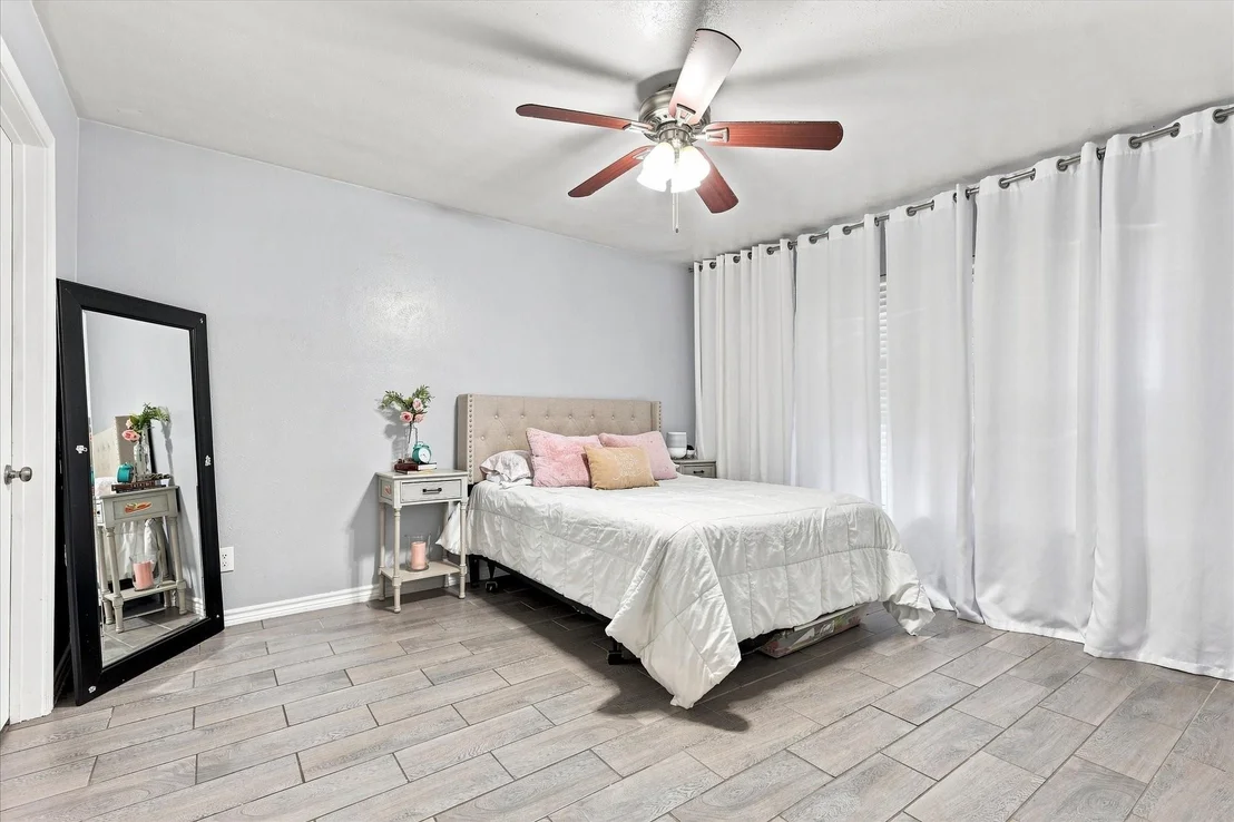 Photo of 420 Vincent Street