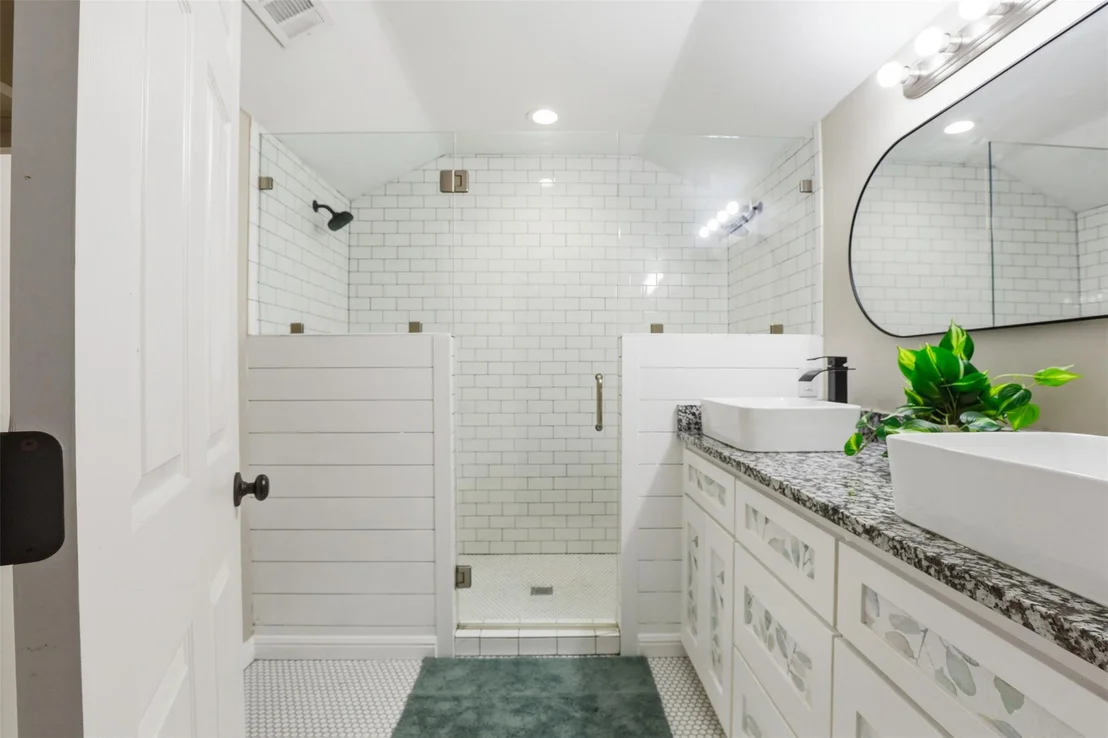 Photo of 216 Sunset Drive