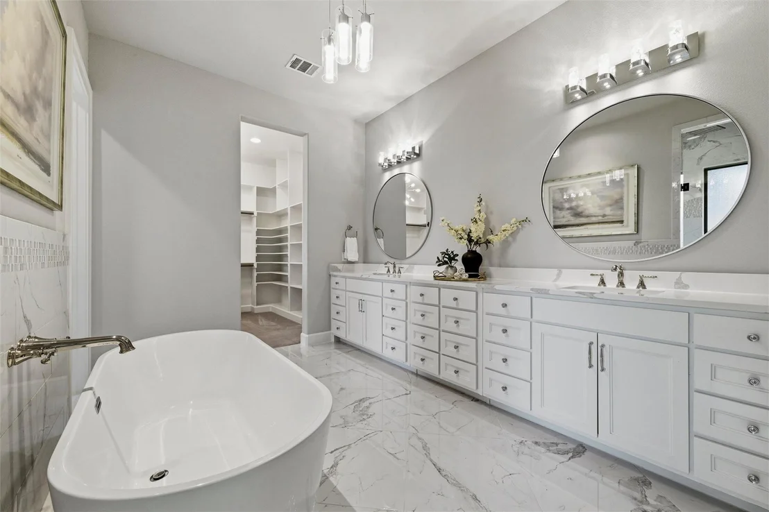 Photo of 1019 Country Way