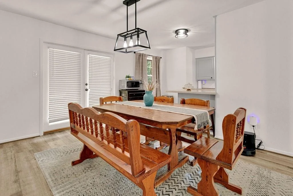 Photo of 855 Avenue A