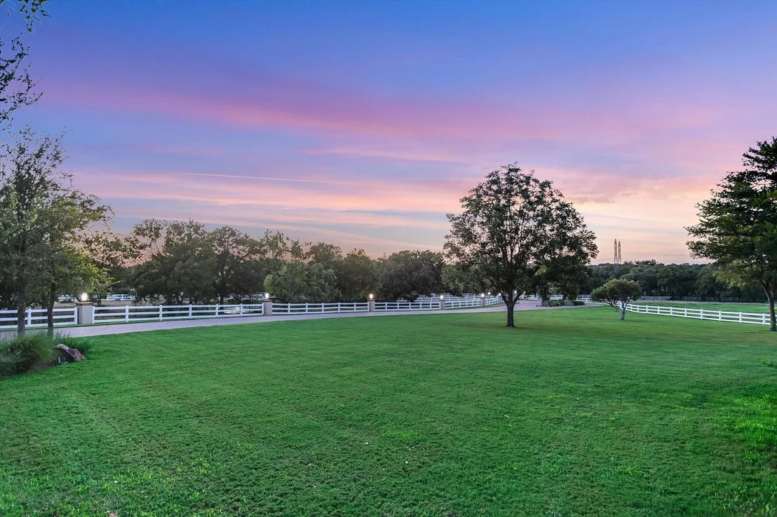 Photo of 409 Haney Trace