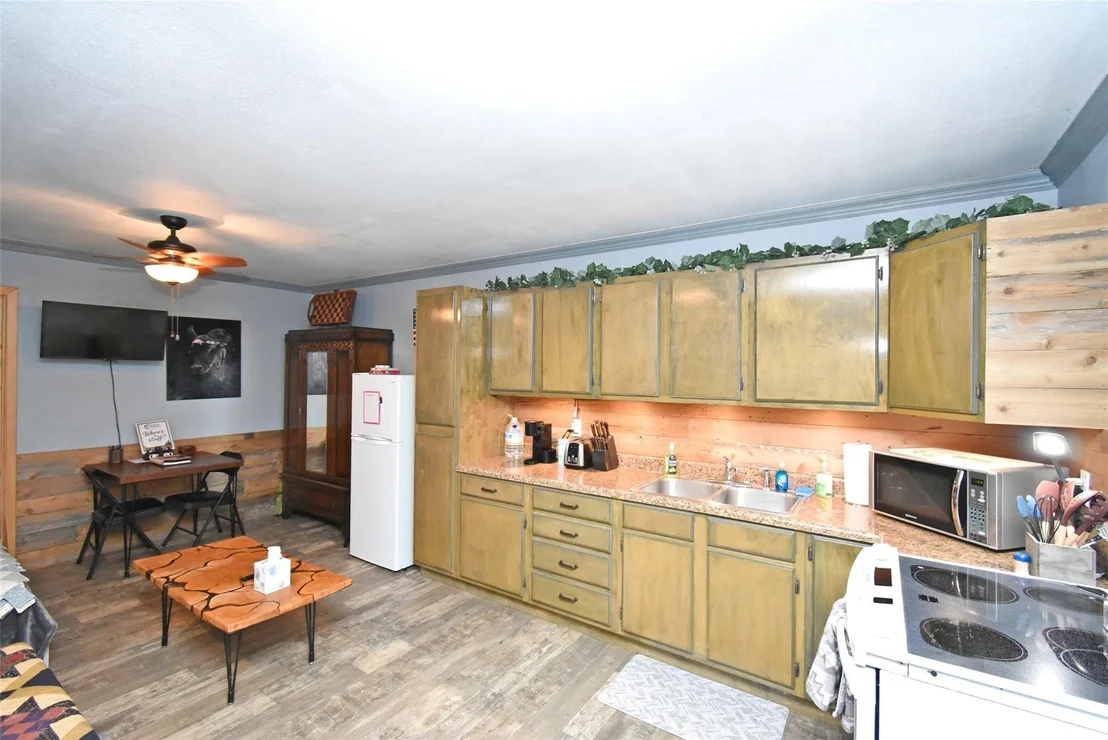 Photo of 187 County Road 3230