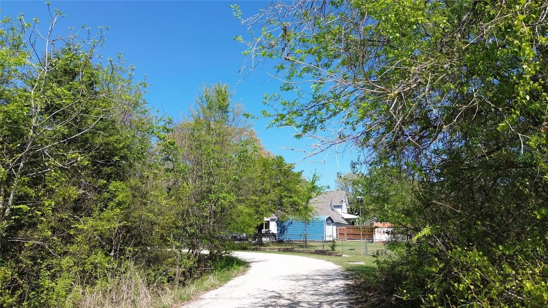 Photo of 729 Hillside Drive