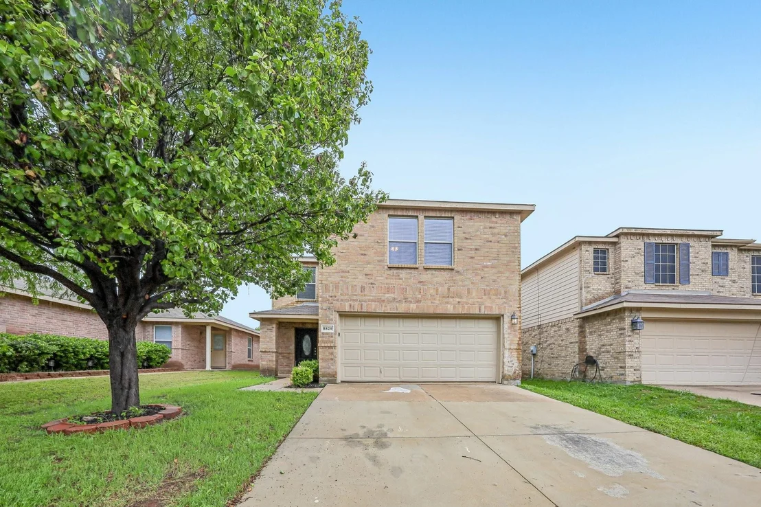 Photo of 8820 Valley River Drive