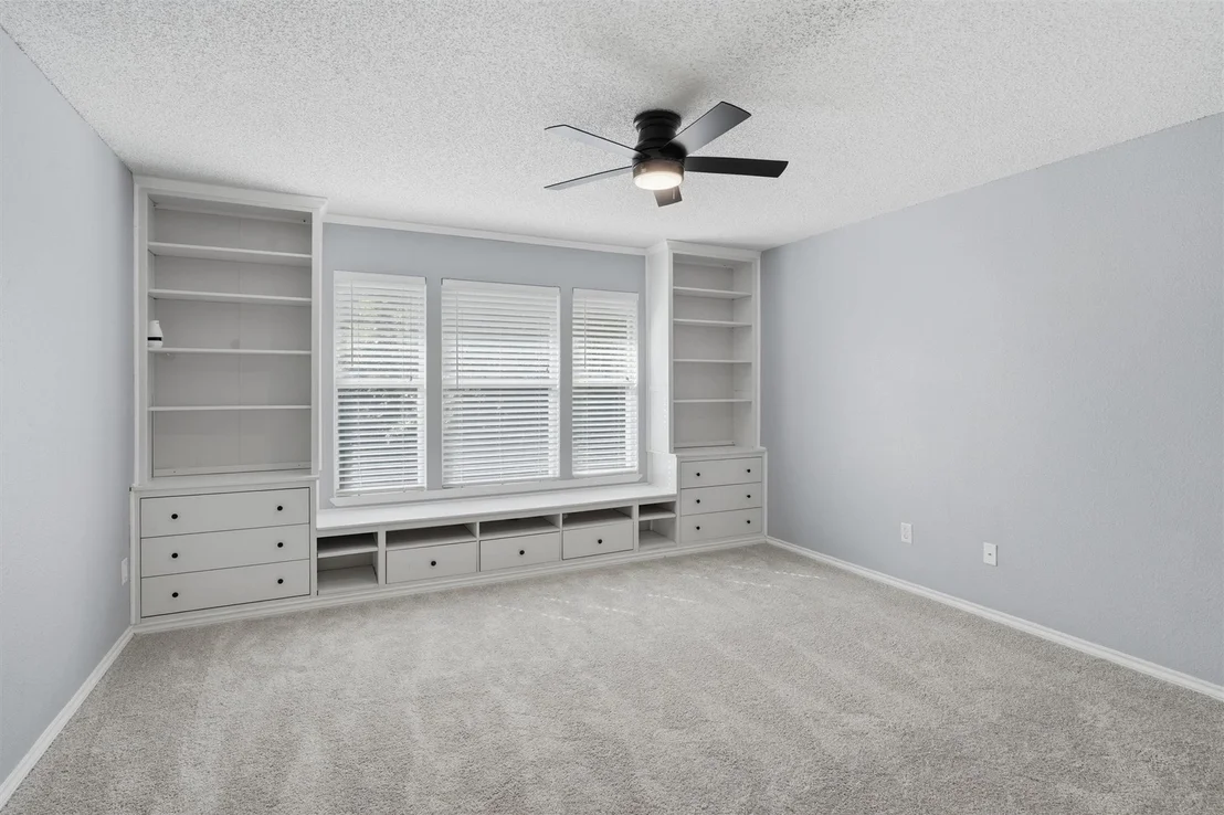Photo of 609 Carette Drive
