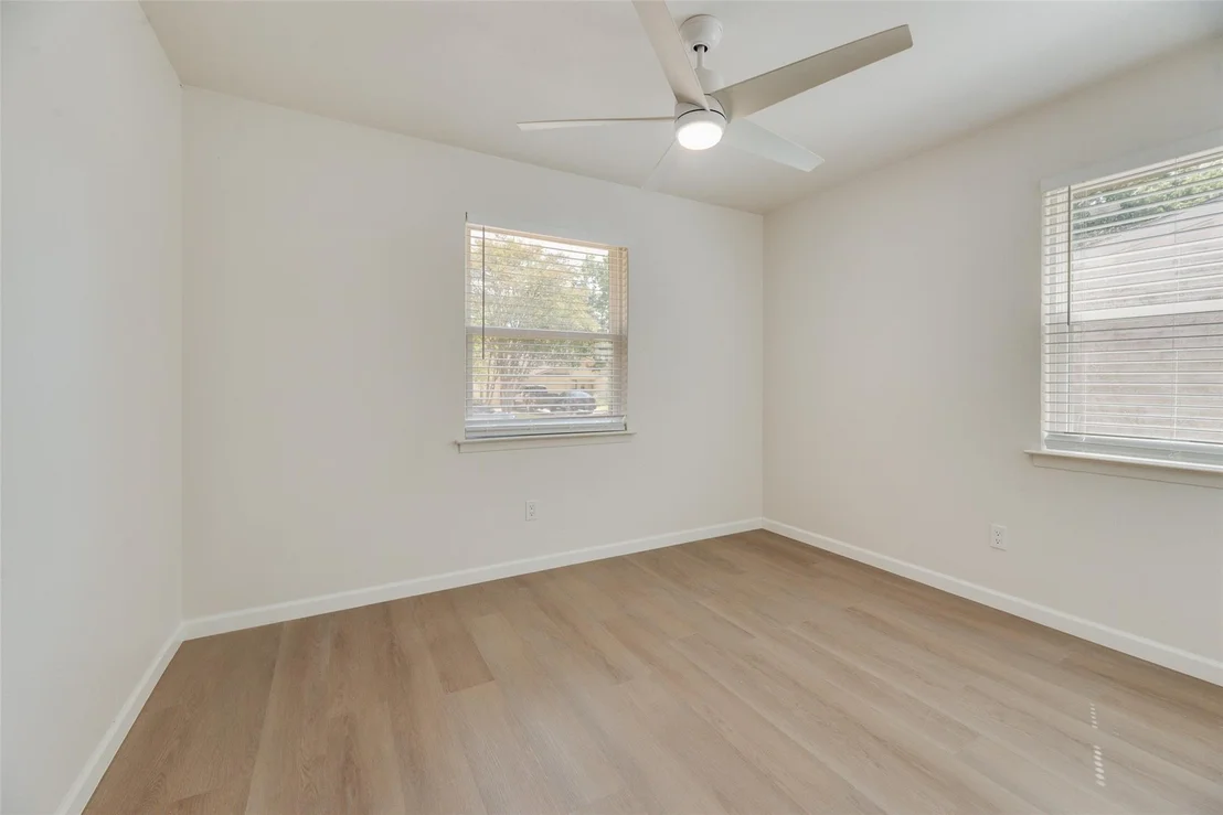 Photo of 409 Birchwood Circle