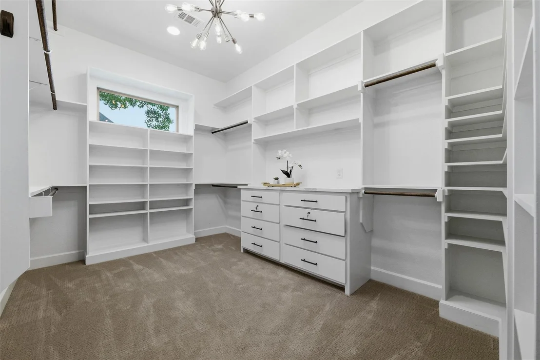 Photo of 1019 Country Way