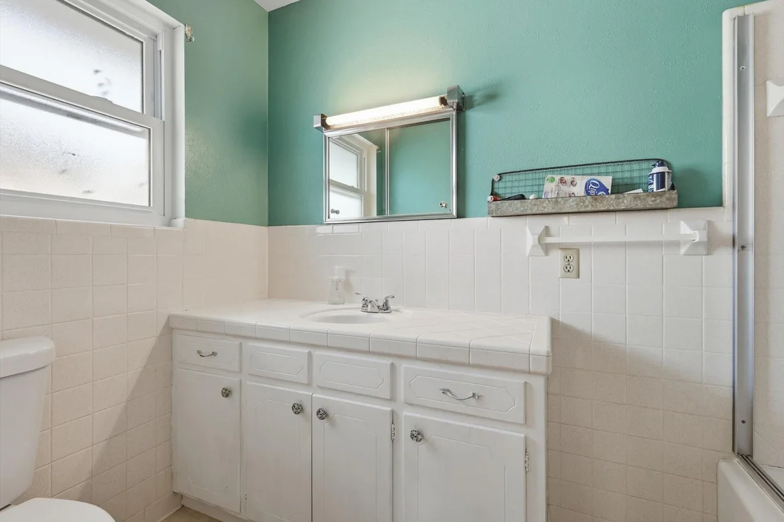 Photo of 107 N 7th Street