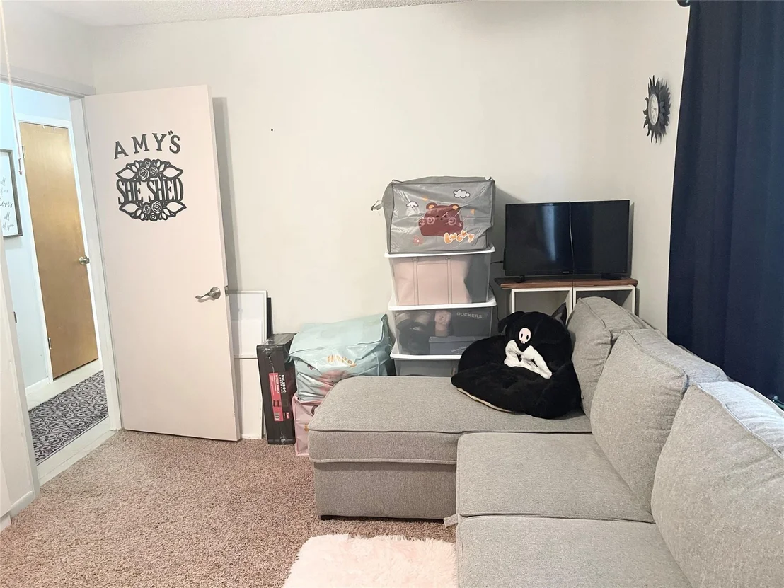 Photo of 140 S Comanche Drive