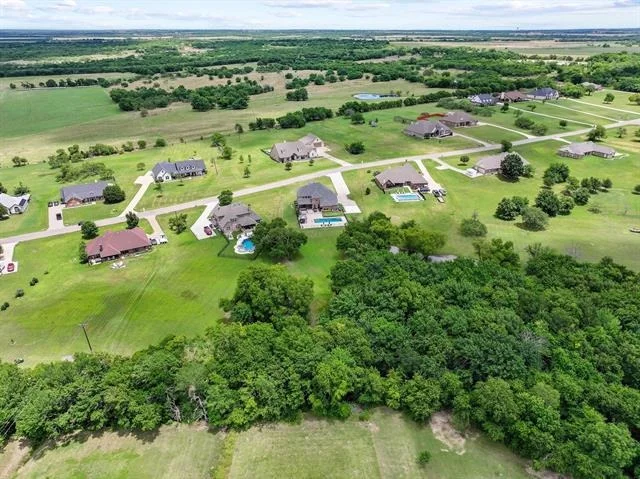Photo of 107 Whispering Winds Drive