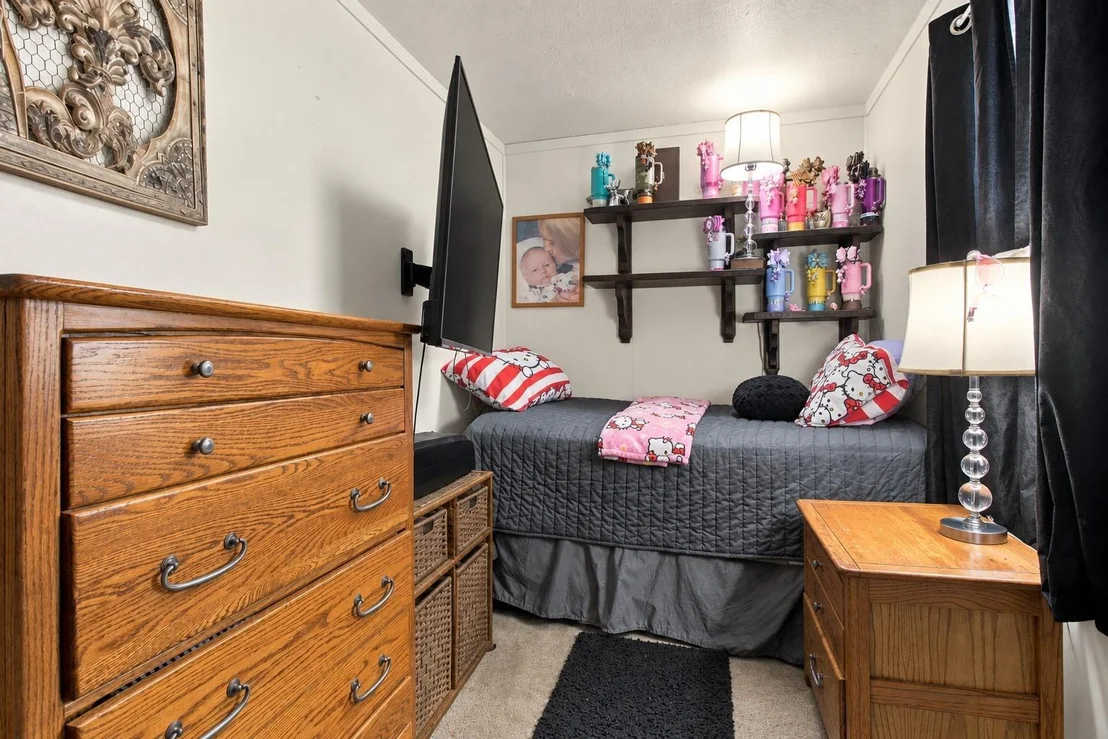 Photo of 215 W Munson Street