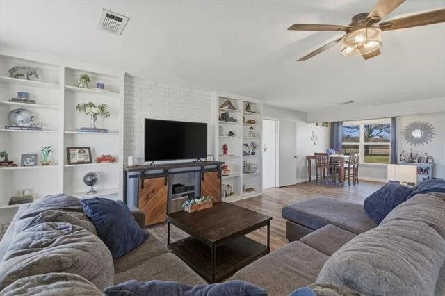 Photo of 143 Mohave Drive E