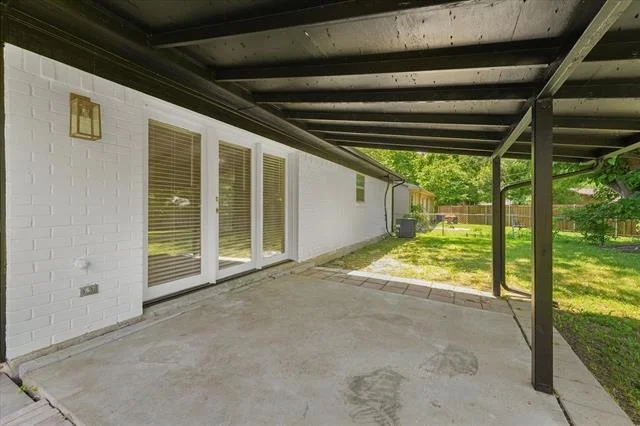 Photo of 1222 Saturn Drive